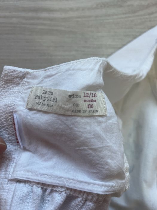 Рокля за малко момиче Zara