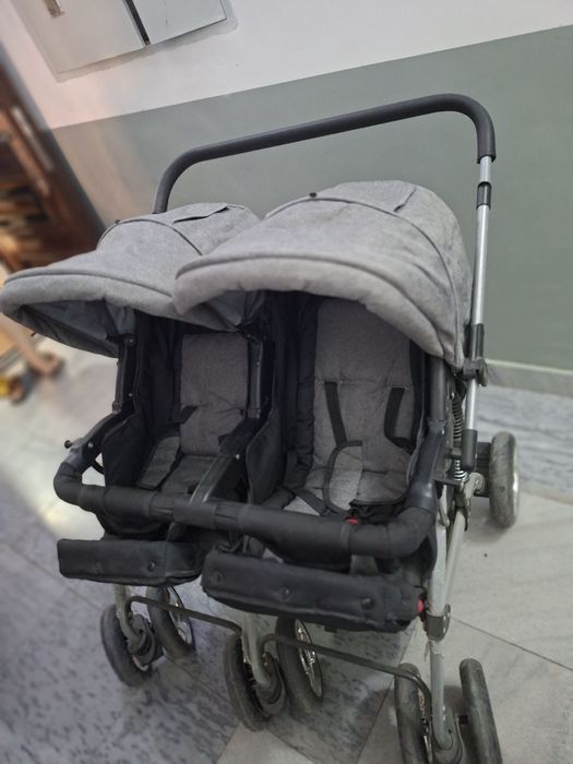 коляска для близнецов