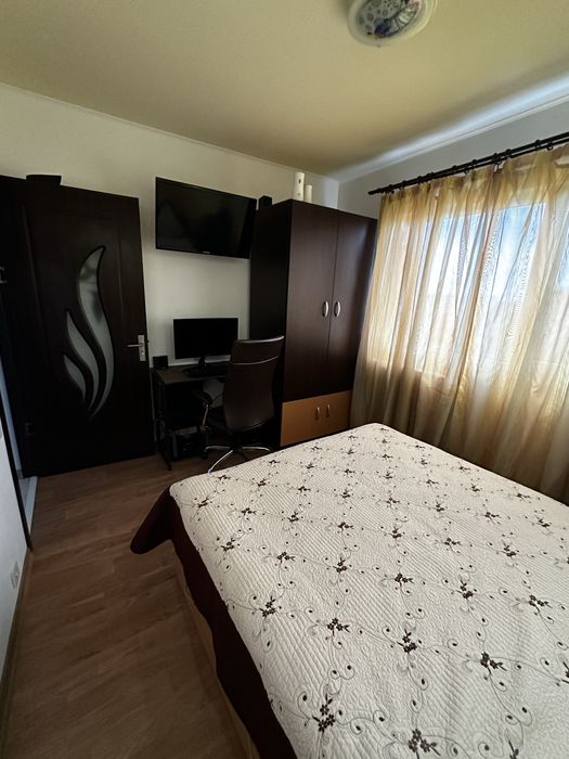 Apartament 2 camere, transformat in 3 camere, Zona  Inel 2 - Aleea Solidaritatii