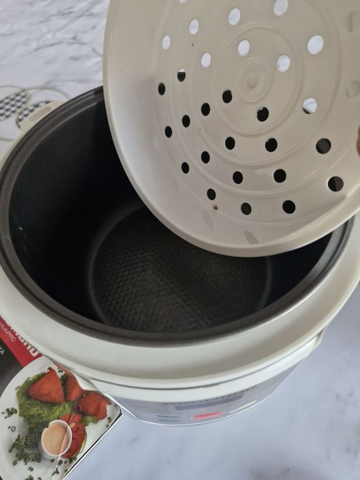 Продам мультиварку 8000 тг