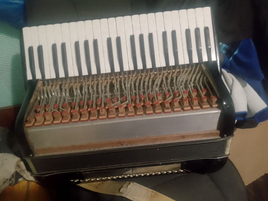 GUISTINI италиански