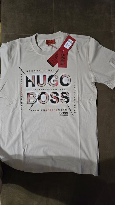 KARL LAGERFELD. Moncler и BOSS-Мъжки комплекти..