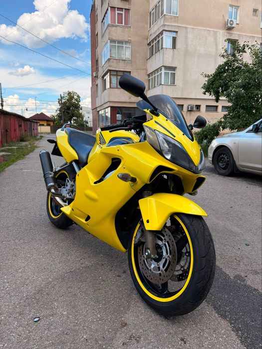 Honda CBR 600 F4i