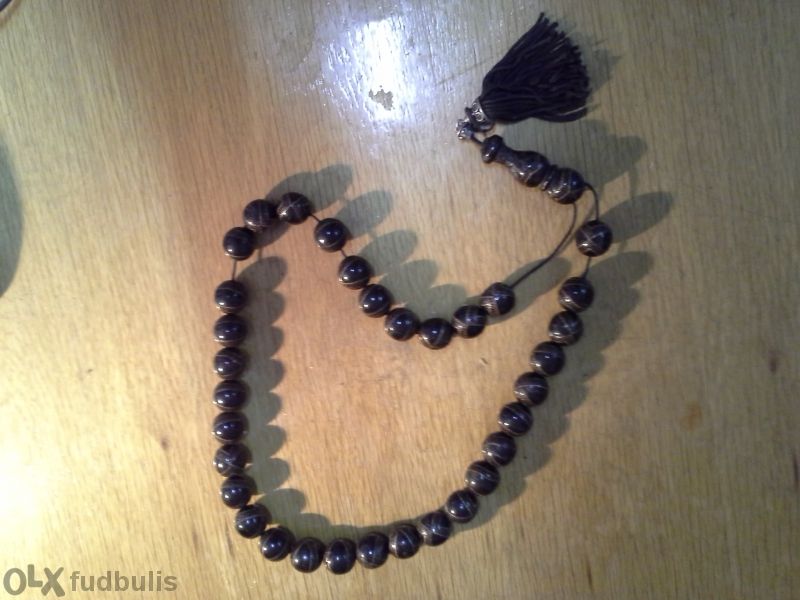 Броеница от корал