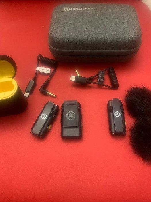 HOLLYLAND LARKM1   Микрофон петличка