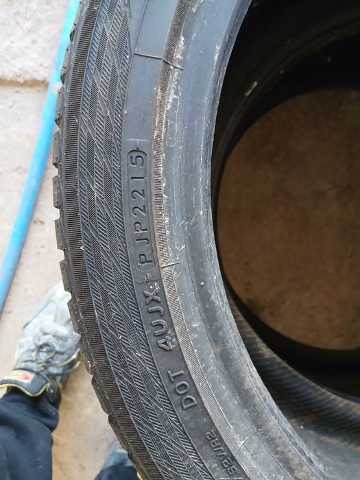 Гуми 245/40/R18 зимни