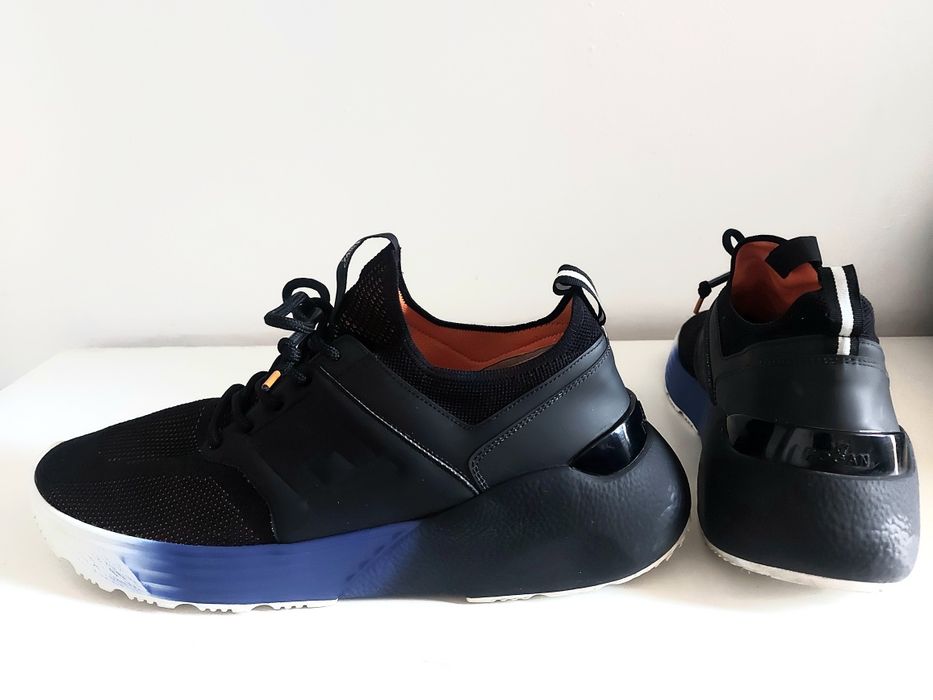 Hogan Active One , 46 номер стелка 30.5см . Като нови.Водоустойчиви