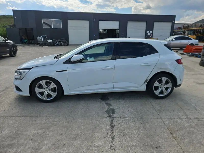 Dezmembrez Renault Megane 4 [Fabr 2015-prezent]