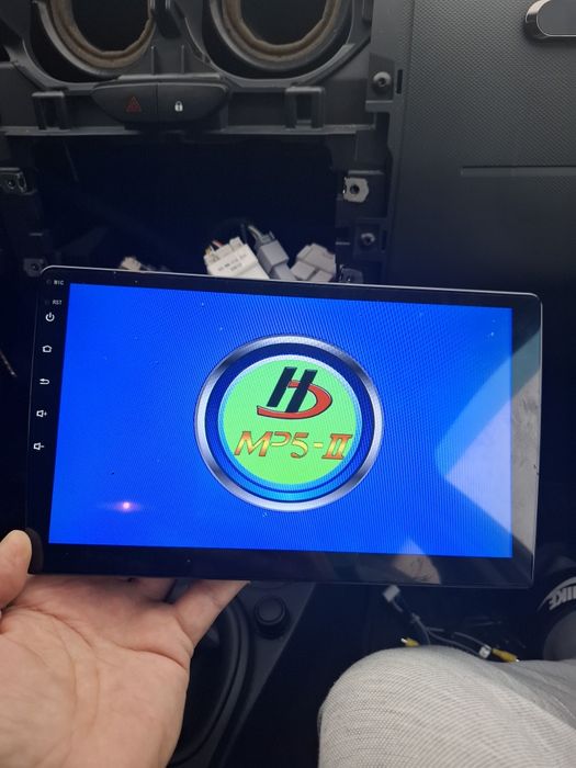 Navigație Car Play 9.5" model Tesla Megane 2.3 .. Dacia Duster