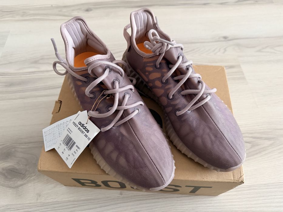 Yeezy Boost mono mist 350 v2