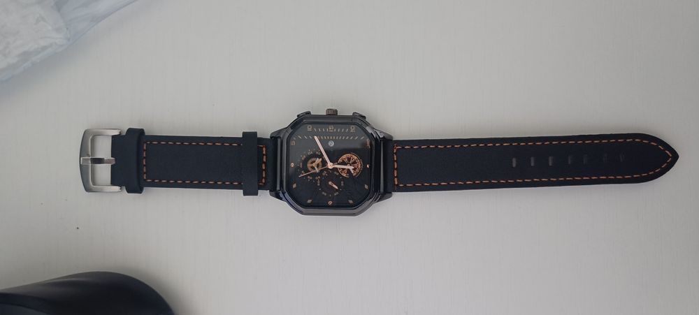 Часы наручные мужские