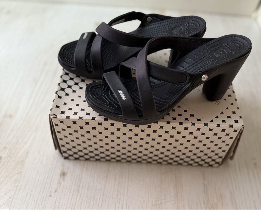 Дамски CROCS- черни