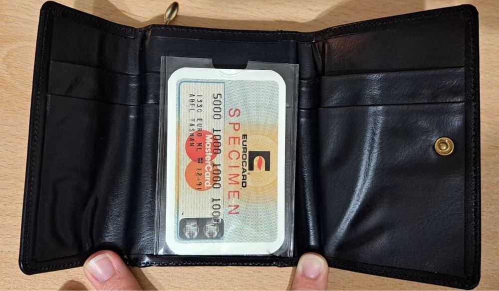 Портфейл за карти/монети