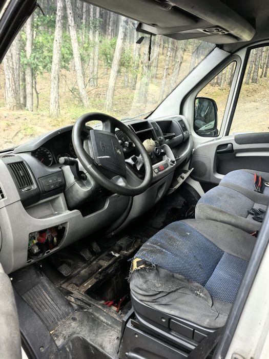 Pegout boxer 2.2 2008г. На части!!!