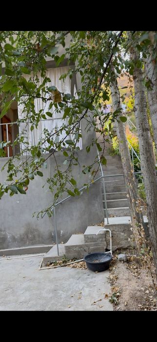 Дача сотилади бирчимулло Гулкам ресор йолида 400 метр етмасдан  видео