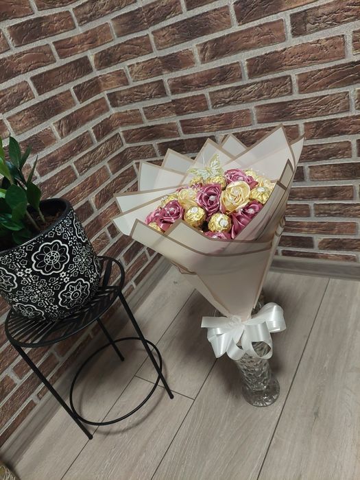 Букет от вечни рози