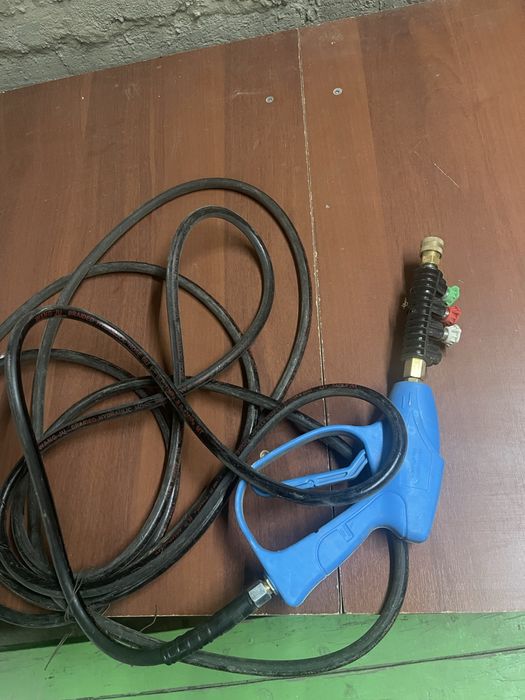 Кэшер б/у с насадками и балончиком