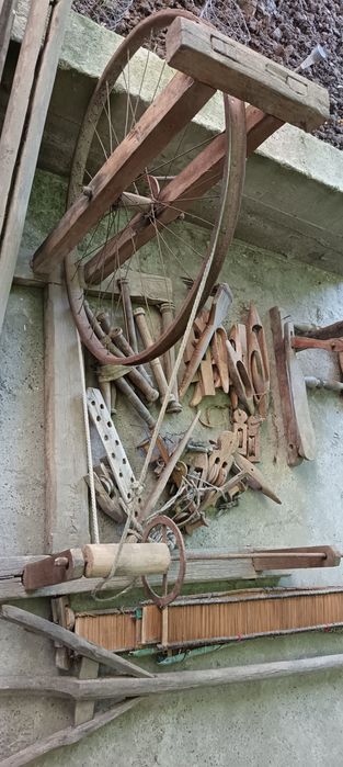 Război de țesut - cca. 100 de ani