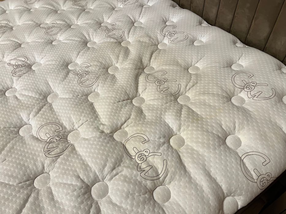 Выездная химчистка матрасов