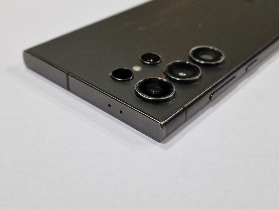 Samsung Galaxy S24 Ultra 5G 256GB 12GB RAM Dual