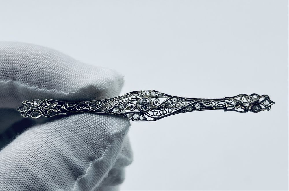 Златна винтидж брожка 18к злато с диаманти