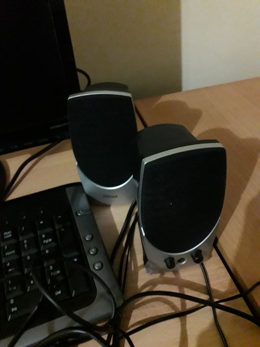 Монитор, клавиатура, мишка,камера, колонки