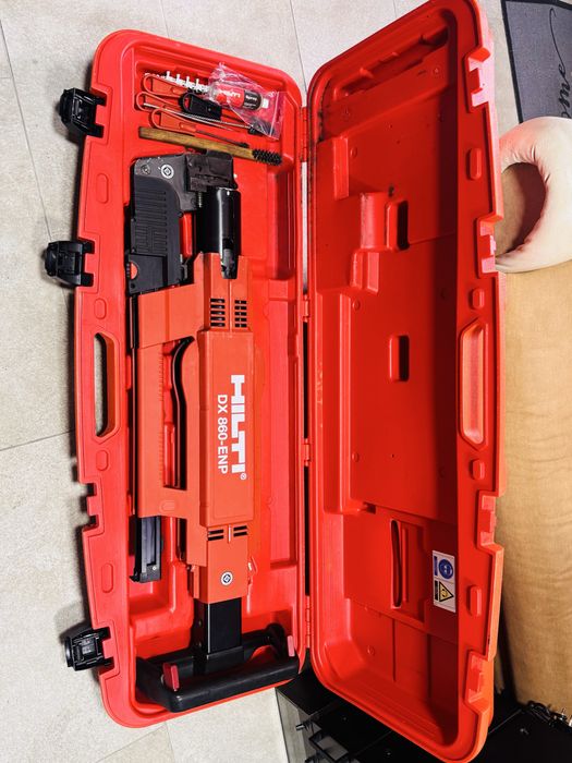 Aparat profesional fixare HILTI DX-860 ENP plăci metalice/profiluri