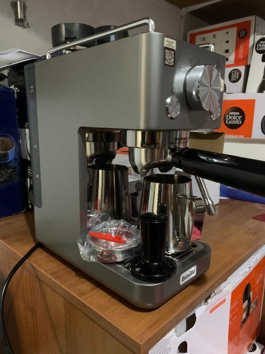 Ръчна еспресо машина Breville Barista Slimline