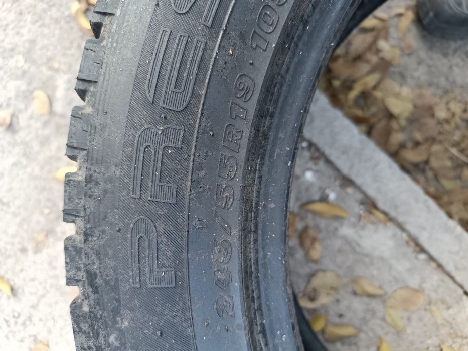 Шины б/у 245/55/19 235/55/19