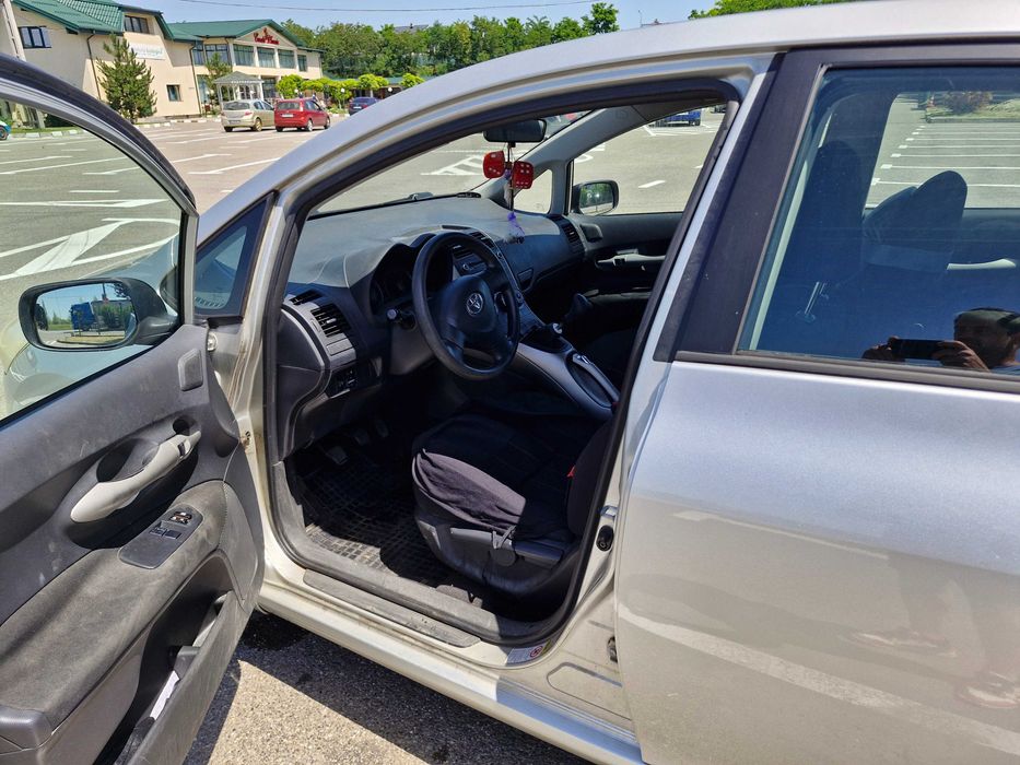 Vand Toyota Auris