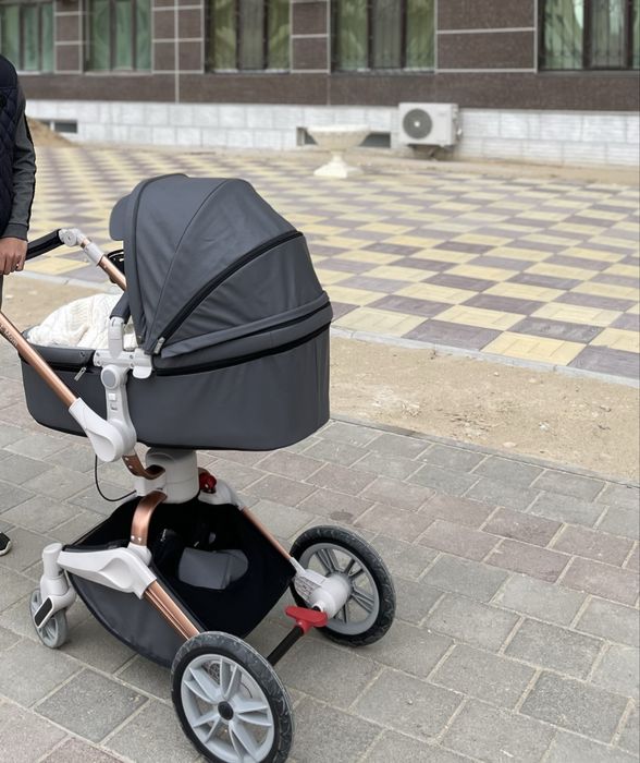 Детская коляска Hot mom