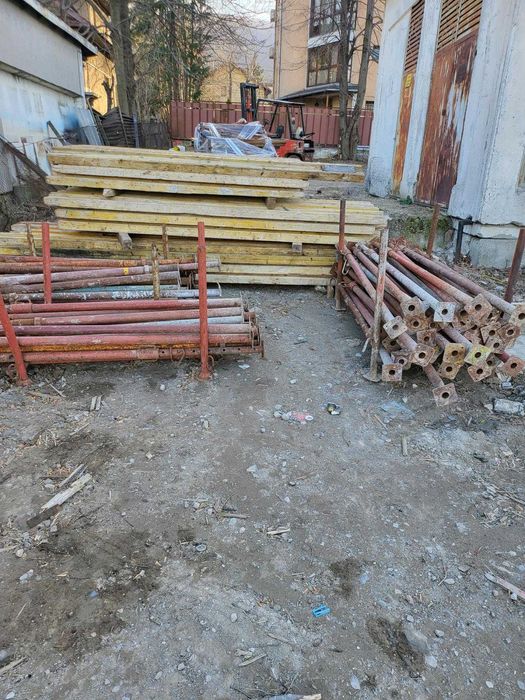 Шпилки 3м,гайки,трегери,телескопични  подпори