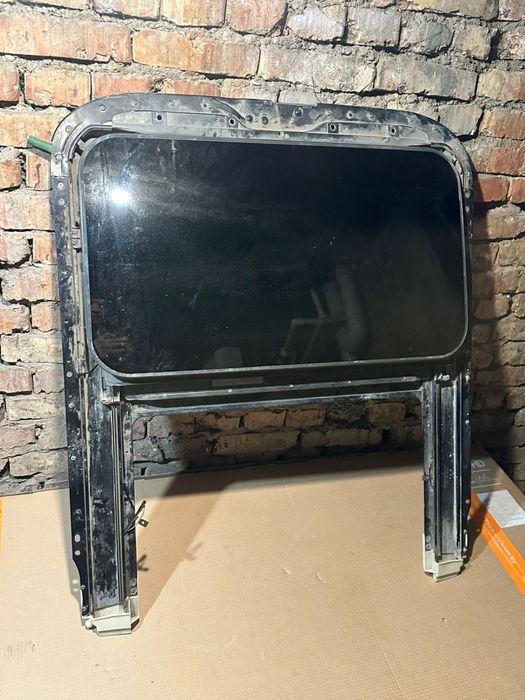 Люк Audi A6 в сборе