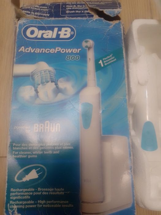 Зубная щетка Oral-B