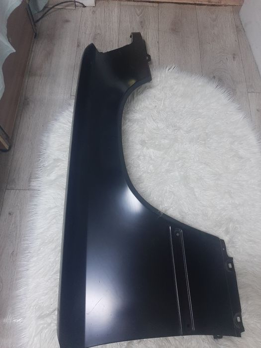 Продам крыло мерседес124
