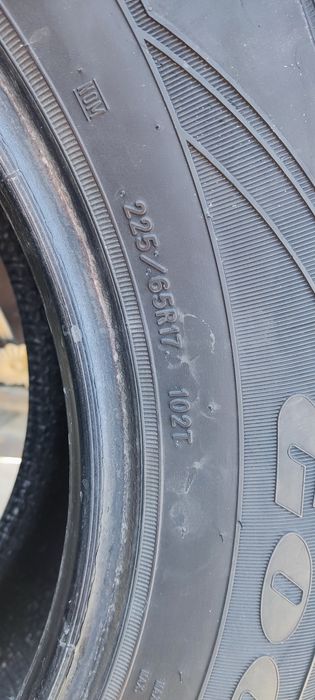 Продам шины Goodyear 225/65/17