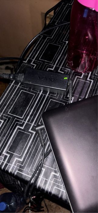 Мини лаптоп сони