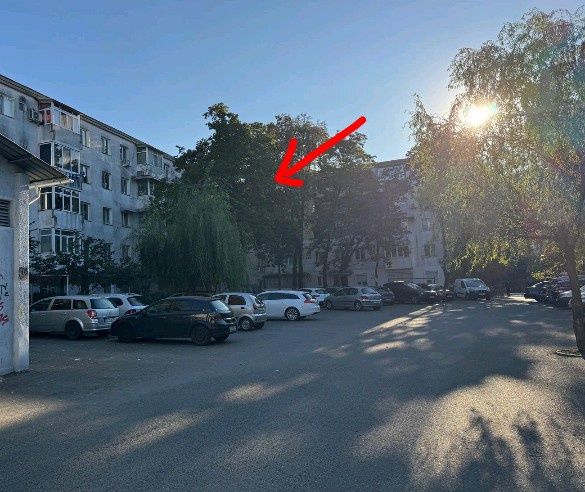 Apartament de vânzare - Craiovița Nouă
