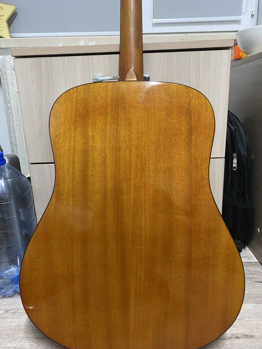 Гитара yamaha F600