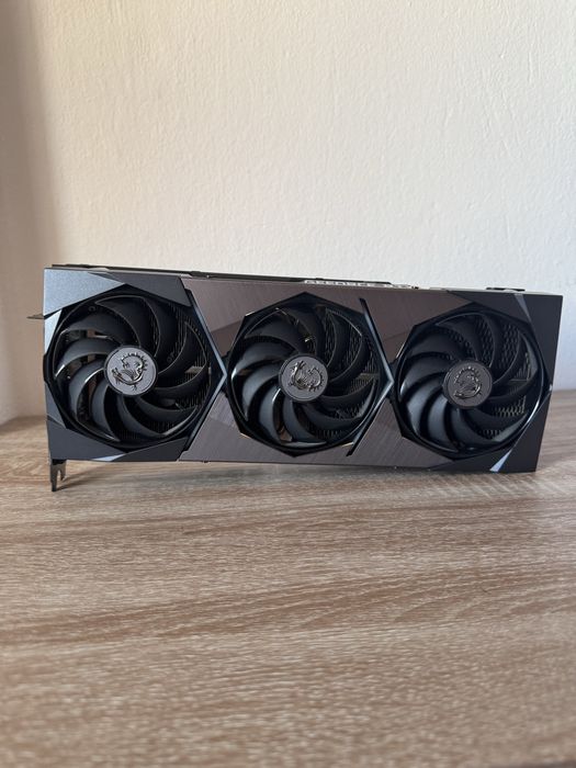 Rtx 3080 Suprim X + подарък захранване 800W