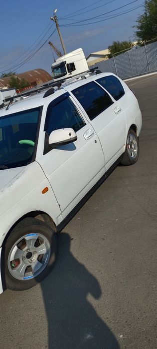 Срочно!!Продаю приору универсал. 2013 года