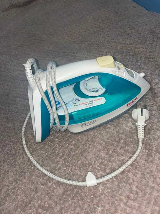 Fier de calcat Tefal