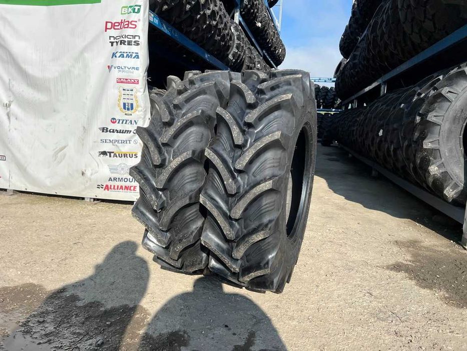 Cauciucuri de tractor fata 340/85R24 noi radiale