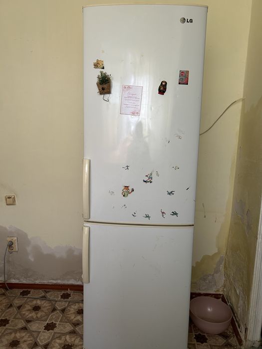 Продам холодильник LG бу