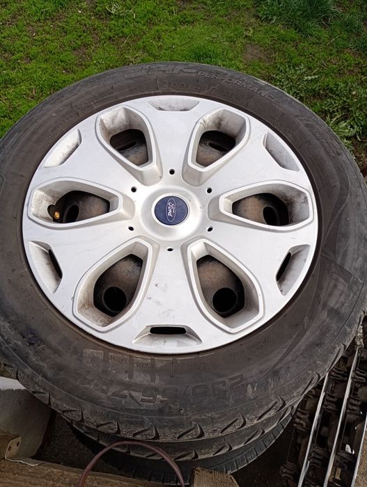 Cauciucuri Vară cu jante tabla prindere 5#108 pe 17.Merg pe Ford,Volvo, Peugeot