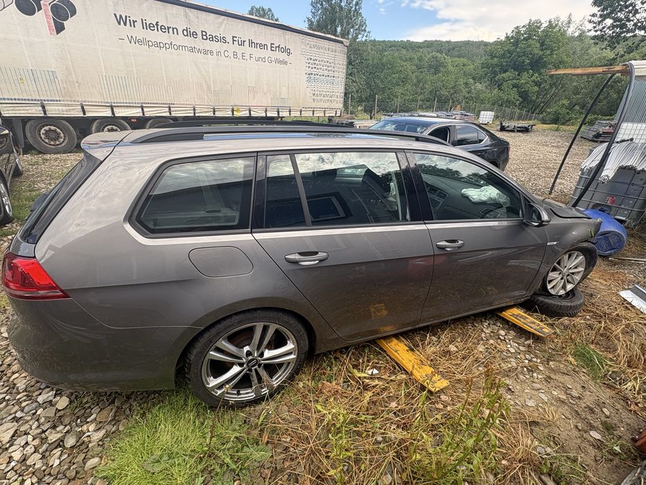 VOLKSWAGEN Golf 0 — imagine 4