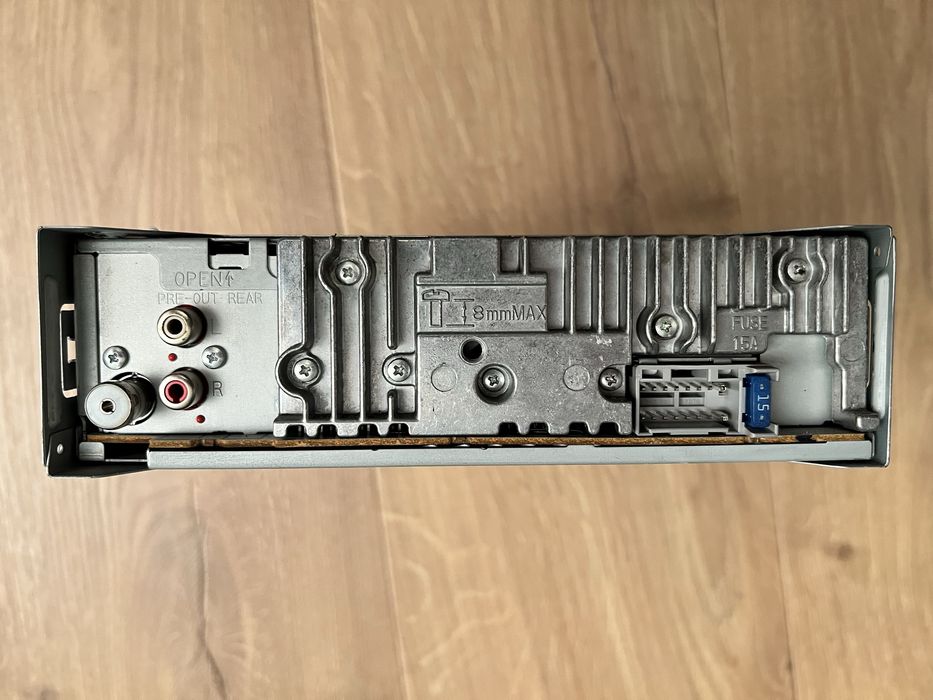 Player Alpine CDE-100EUB