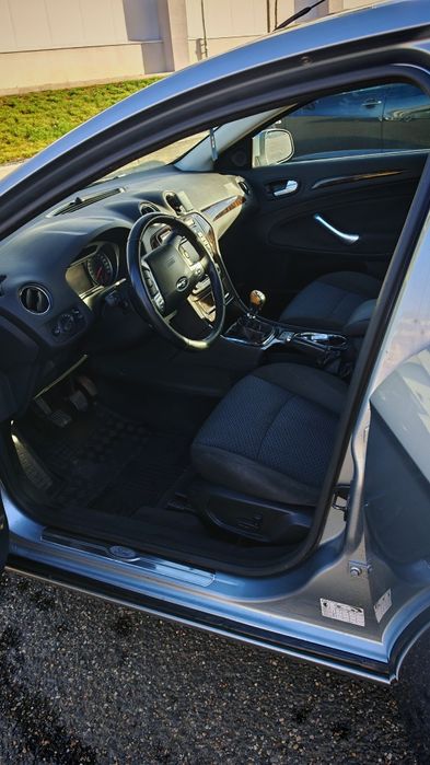 Ford Mondeo MK4 Facelift 2009 2.0 TDCi 140 CP Xenon Climatronic