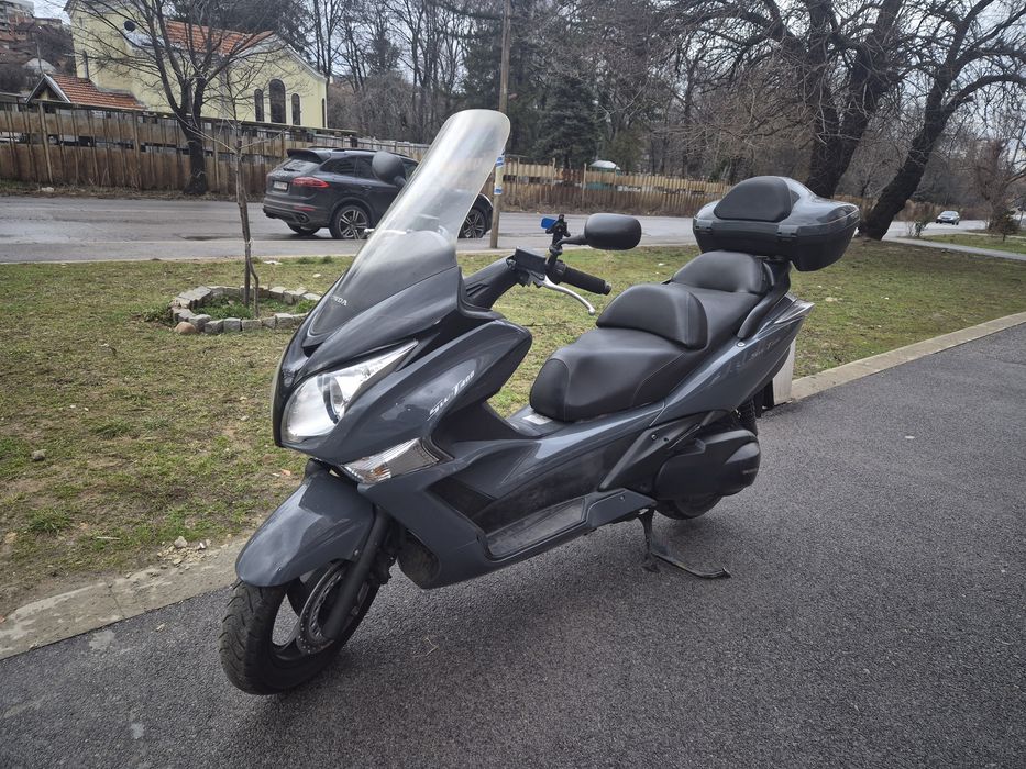 Honda silver wing 400