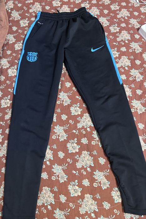 Фирменная кофта и спорт костюм